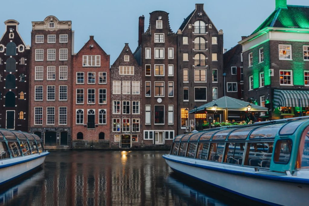 28 интересных фактов о Нидерландах – стране тюльпанов, где велосипедов больше, чем людей - OnlyFacts KZ 1