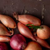 Пияз туралы 15 қызықты дерек – тіпті аспаздарды жылататын газ бөлетін көкөніс