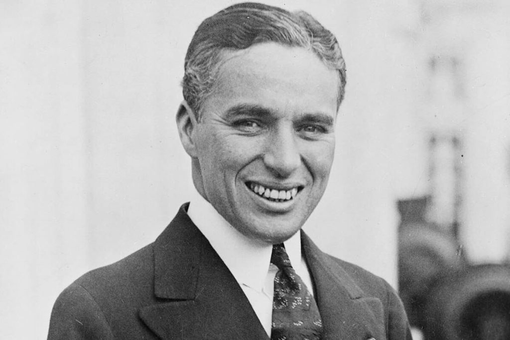 15 интересных фактов о Чарли Чаплине - комике, который однажды занял третье место на конкурсе двойников Чаплина - OnlyFacts KZ 1