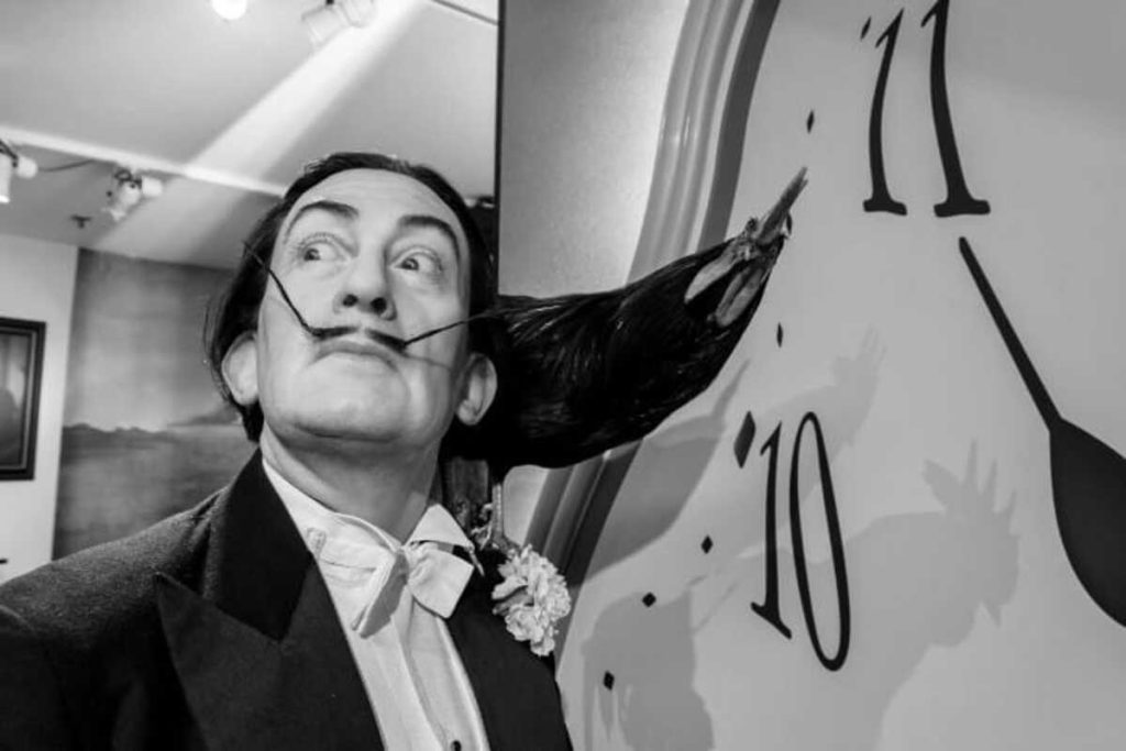 25 интересных фактов о Сальвадоре Дали - сюрреалисте, который гулял с муравьедом и спал с ключом в руке ради идей - OnlyFacts KZ 1