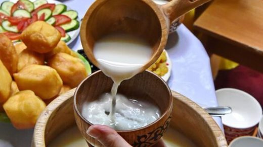 Шұбат туралы 12 қызықты дерек – сиыр сүтінен майлырақ және пайдалырақ түйе сүті