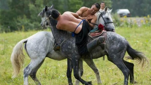Аударыспақ туралы 10 қызықты дерек – ат үстіндегі шабандоздар күресі