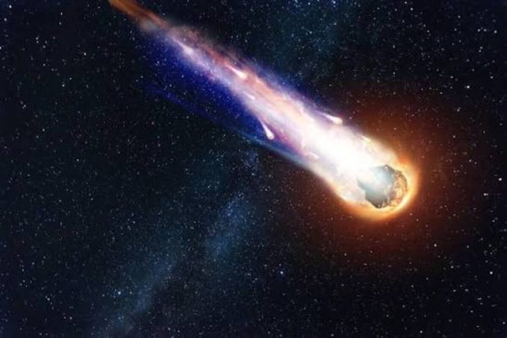 Құйрығы әрқашан Күннен кері бағытталған кометалар туралы 15 қызықты дерек - OnlyFacts KZ 1